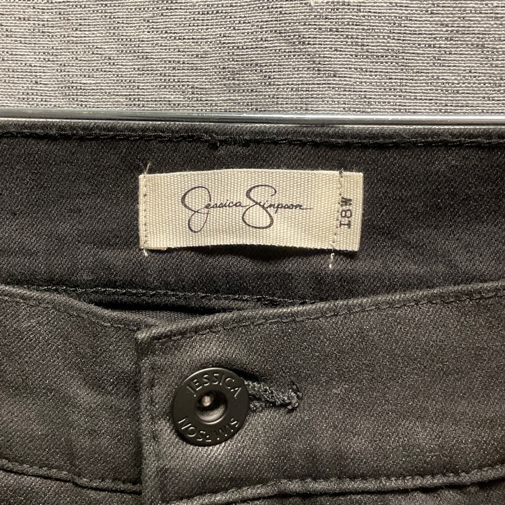 Women's Black waxed textured Flared Jeans - Picture 5 of 10